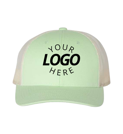 Snapback pale green/ birch trucker cap with logo on the front